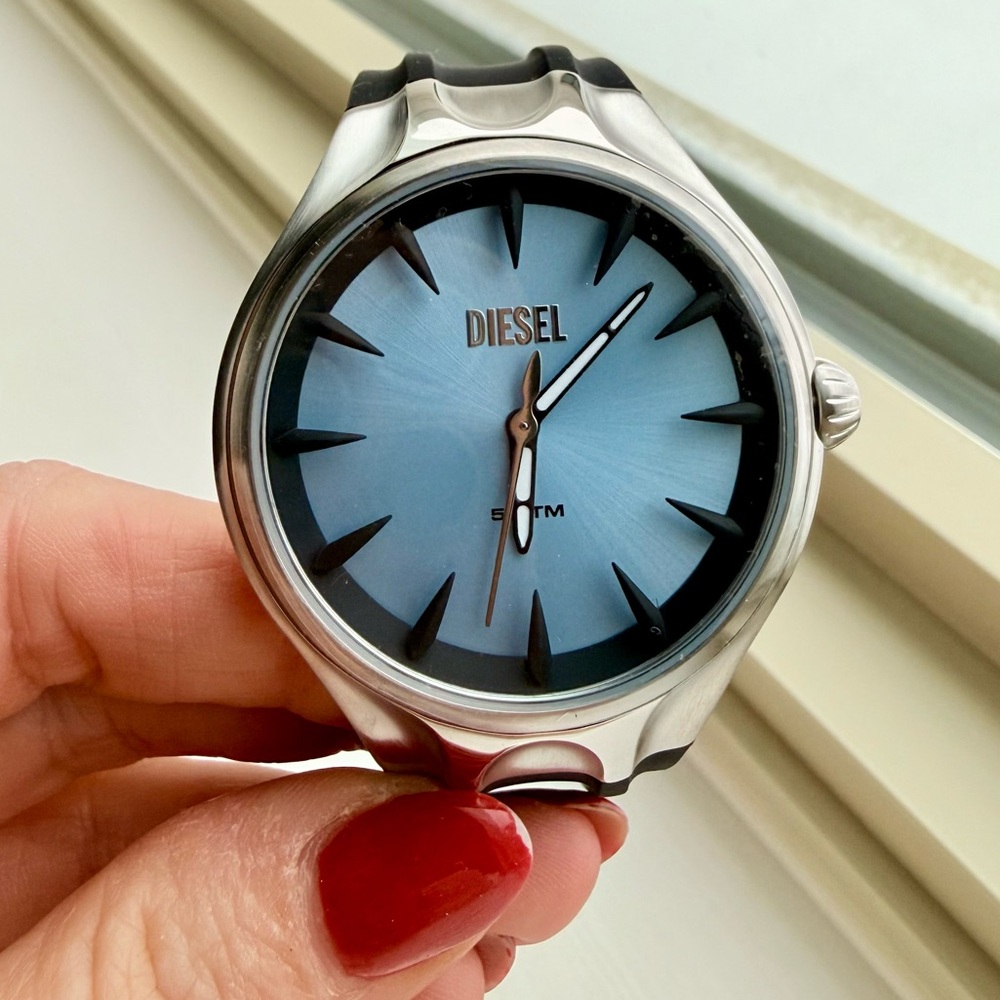 Diesel STREAMLINE DZ2216 Black Silicone Watch with Blue Dial - Picture 4 of 6